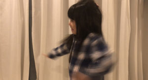 走っている女の子